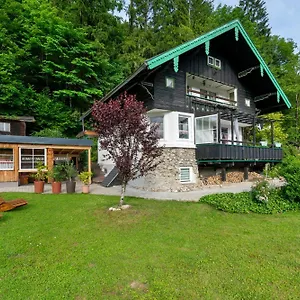  Ferienhaus Ruah